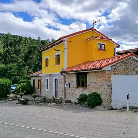 بيت للعطل Casa Pinera Cudillero Villademar